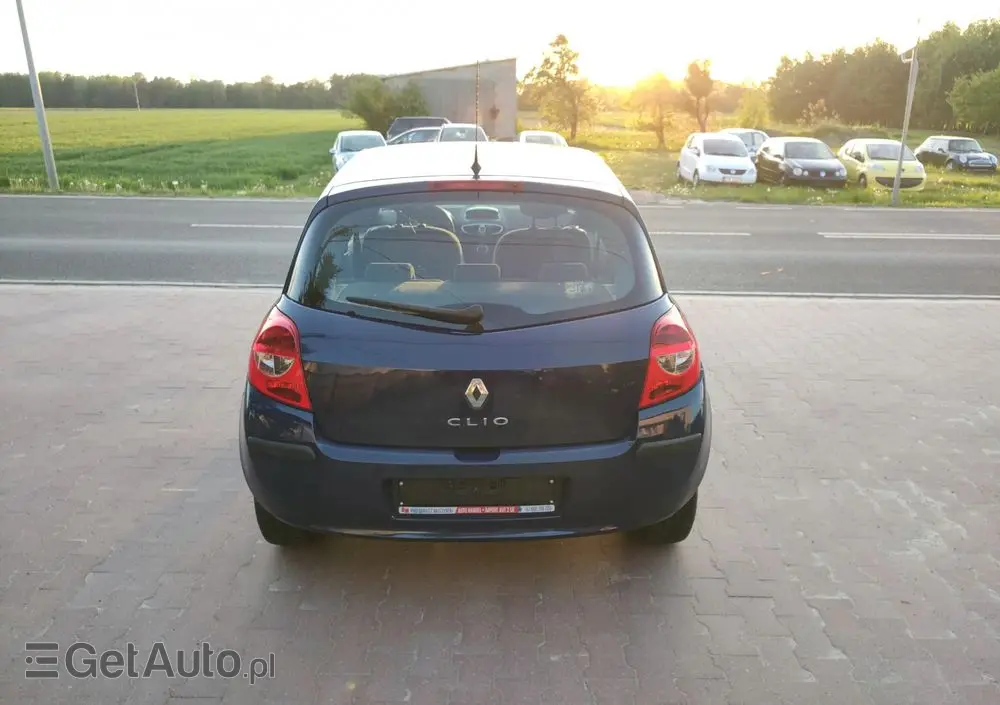 RENAULT Clio 1.2 TCE Authentique