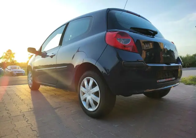 RENAULT Clio 1.2 TCE Authentique