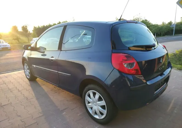 RENAULT Clio 1.2 TCE Authentique