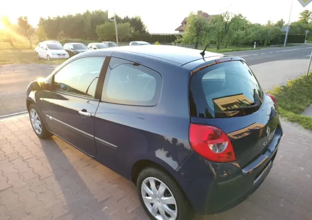 RENAULT Clio 1.2 TCE Authentique