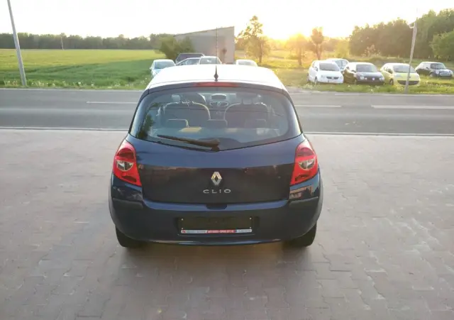 RENAULT Clio 1.2 TCE Authentique