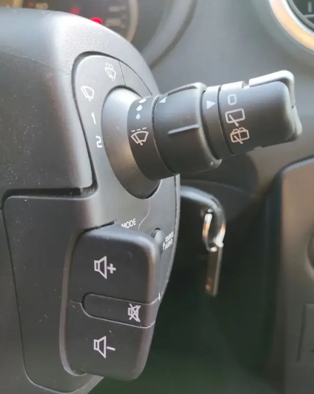 RENAULT Clio 1.2 TCE Authentique