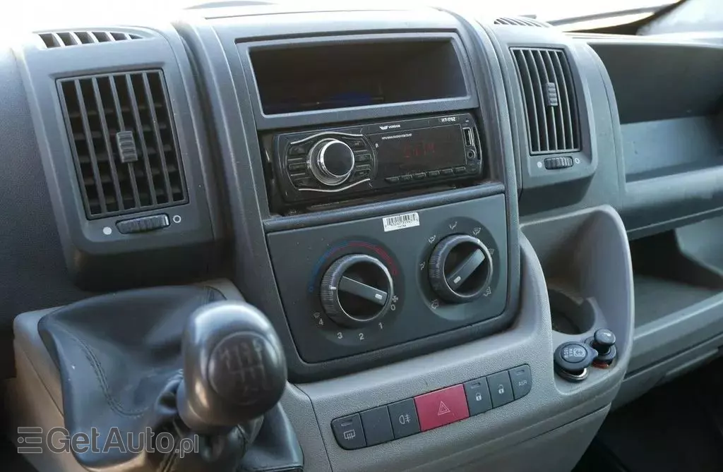PEUGEOT Boxer 