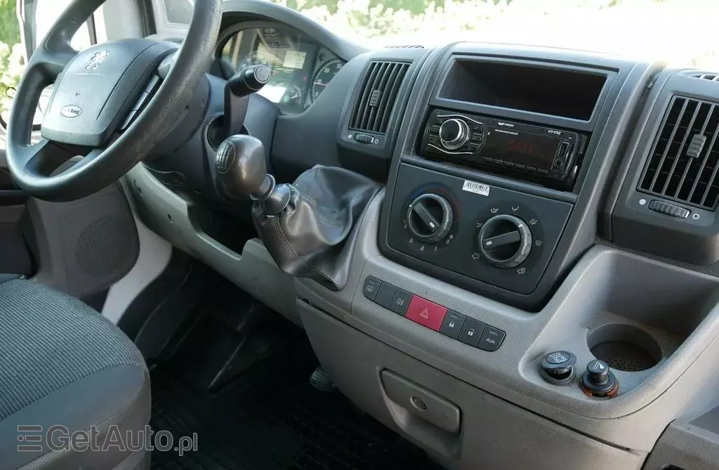 PEUGEOT Boxer 