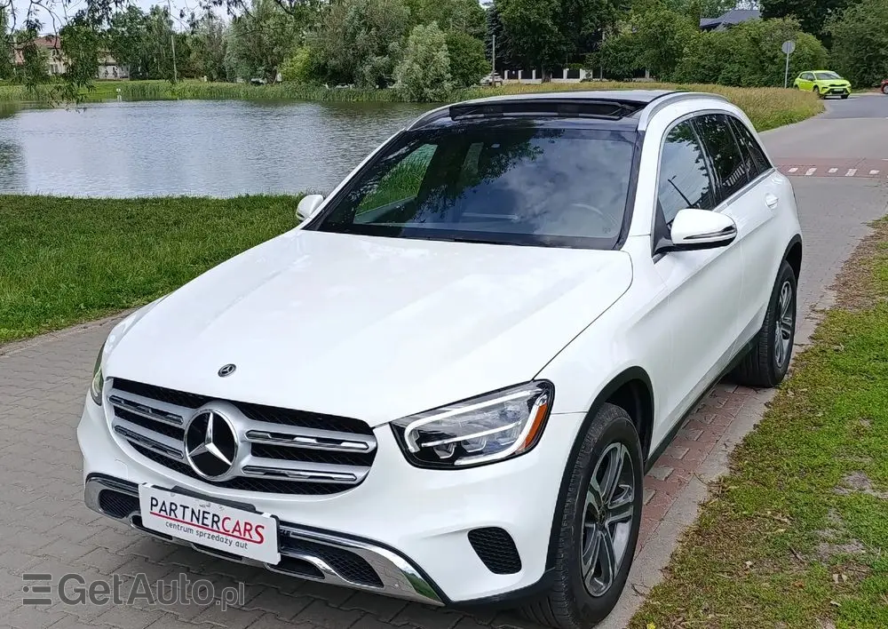 MERCEDES-BENZ GLC 300 4Matic 9G-TRONIC