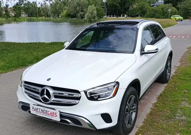 MERCEDES-BENZ GLC 300 4Matic 9G-TRONIC