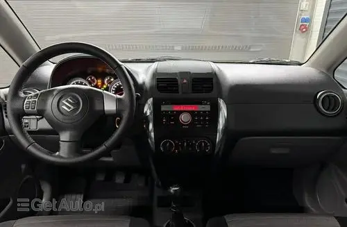 SUZUKI SX4 