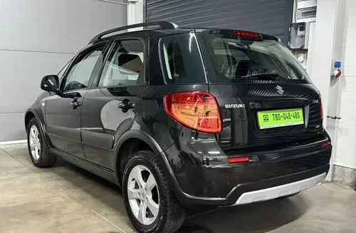 SUZUKI SX4 