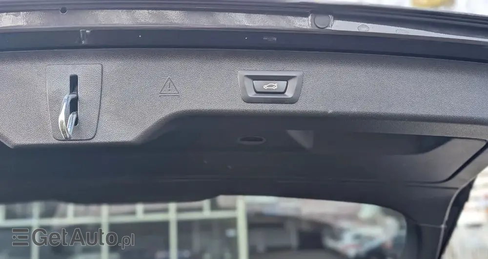 BMW Seria 5 520i Luxury Line