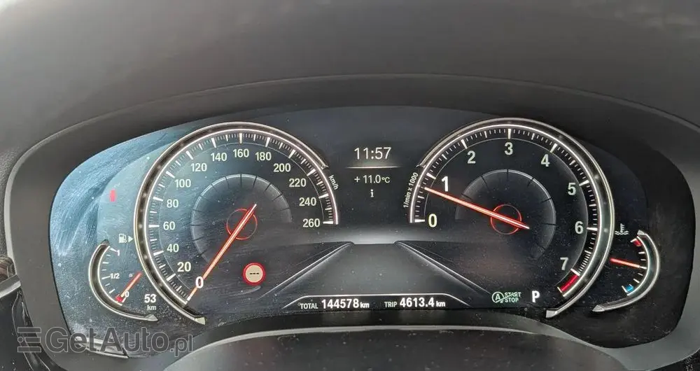 BMW Seria 5 520i Luxury Line