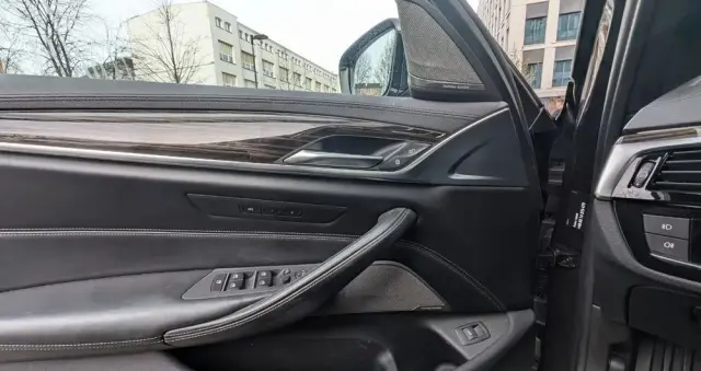 BMW Seria 5 520i Luxury Line