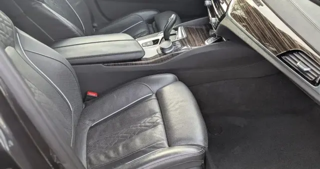 BMW Seria 5 520i Luxury Line