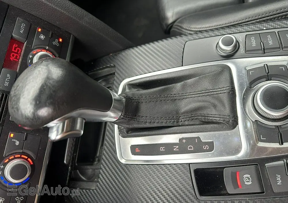 AUDI S6 Limousine 