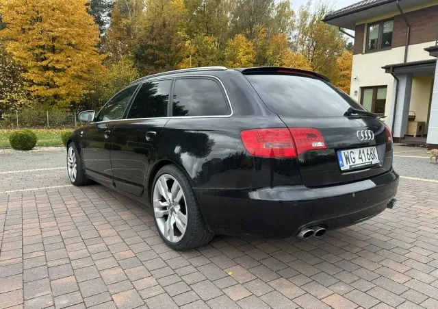 AUDI S6 Limousine 
