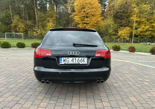 AUDI S6 Limousine 