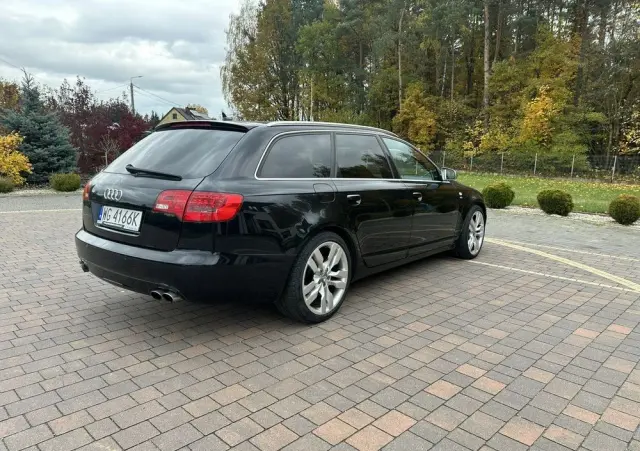 AUDI S6 Limousine 