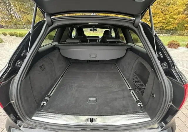 AUDI S6 Limousine 