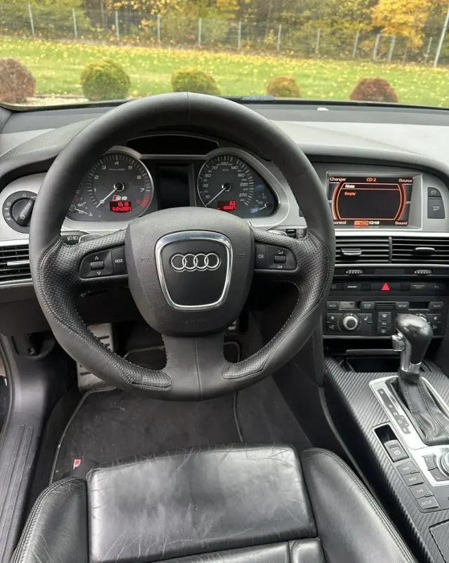 AUDI S6 Limousine 