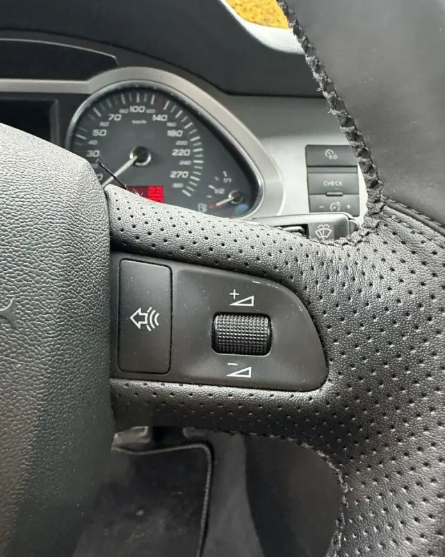 AUDI S6 Limousine 