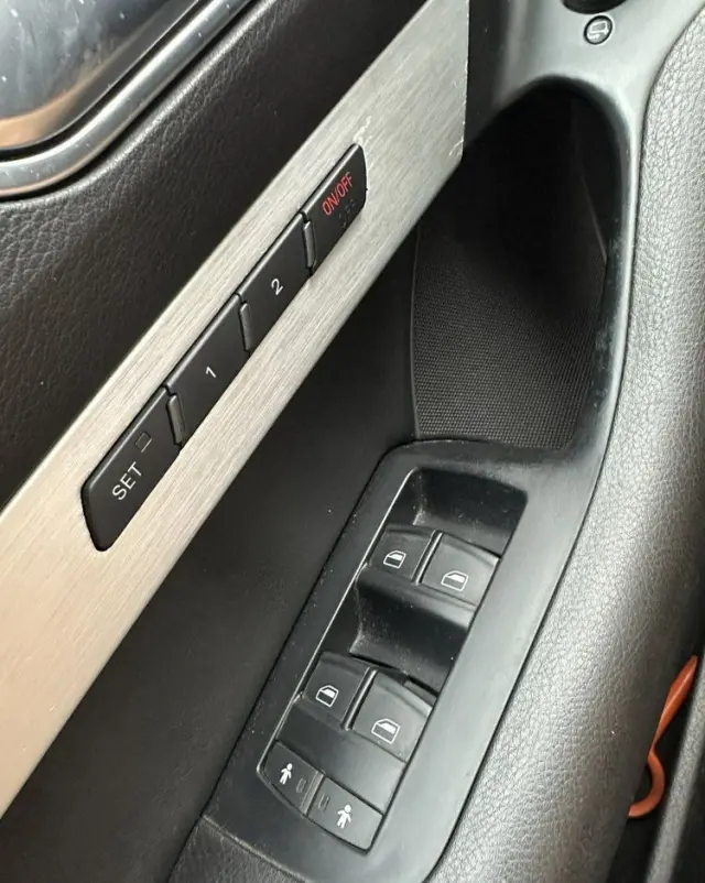 AUDI S6 Limousine 