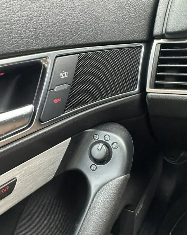 AUDI S6 Limousine 