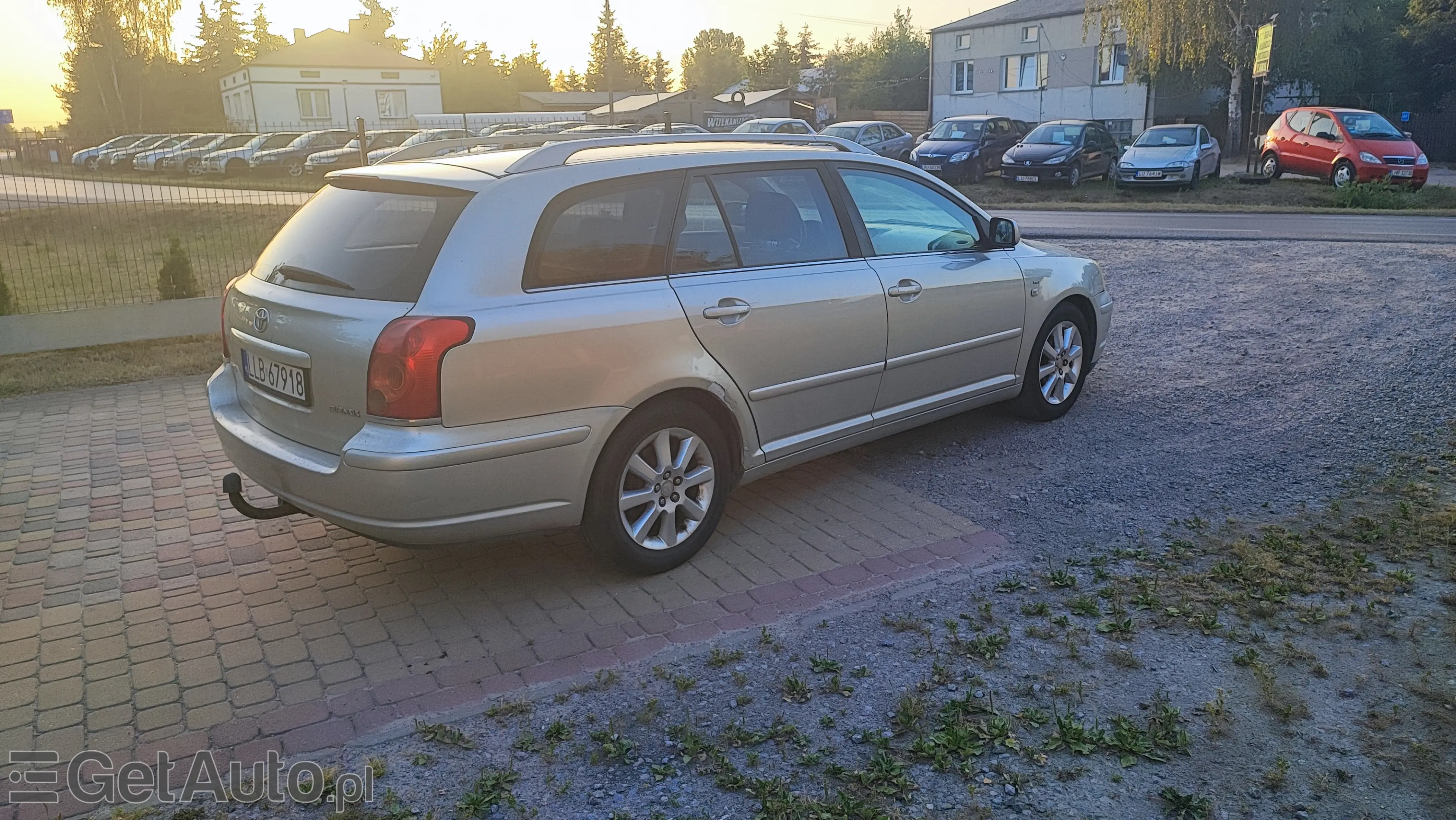 TOYOTA Avensis 