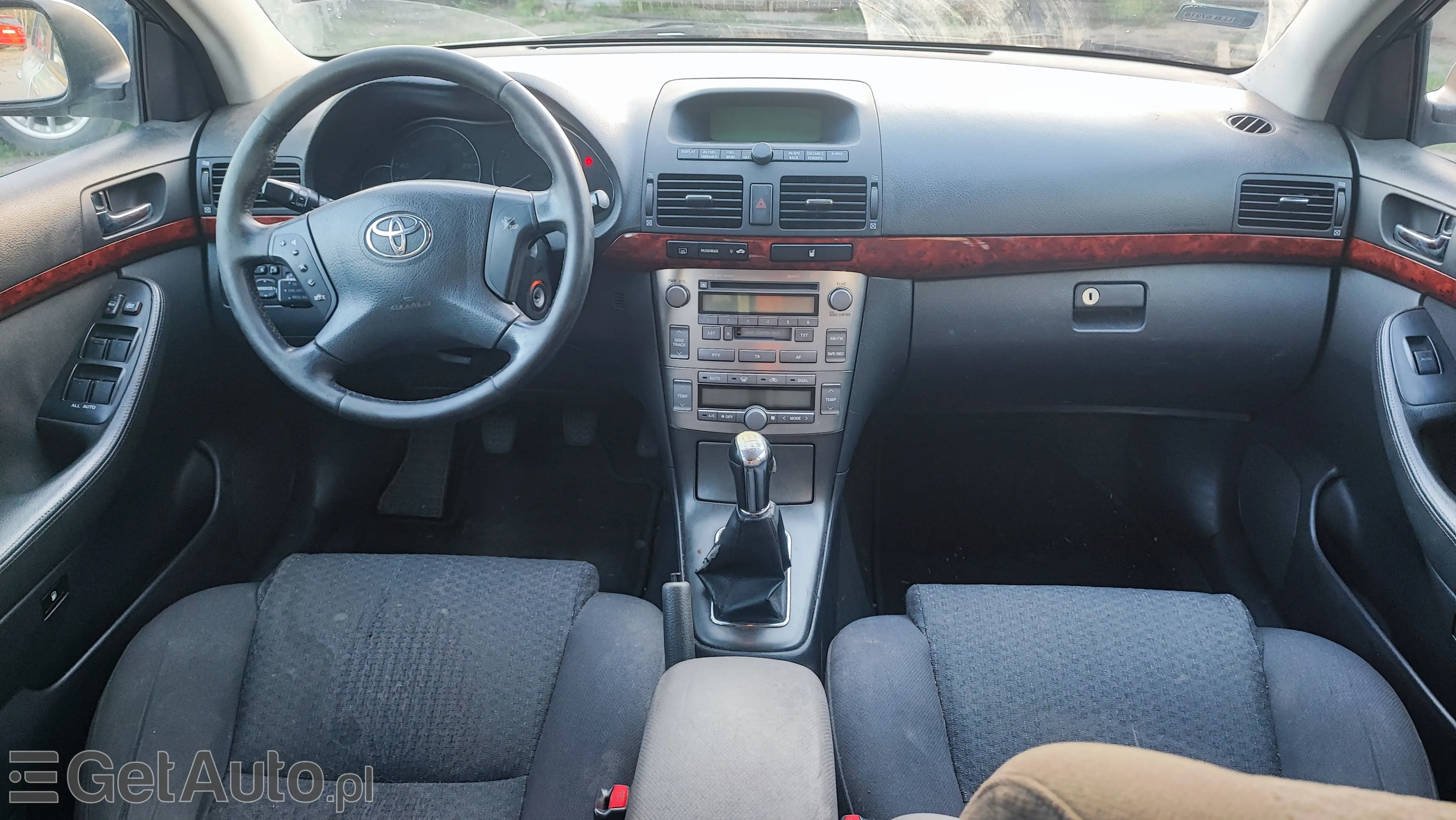TOYOTA Avensis 