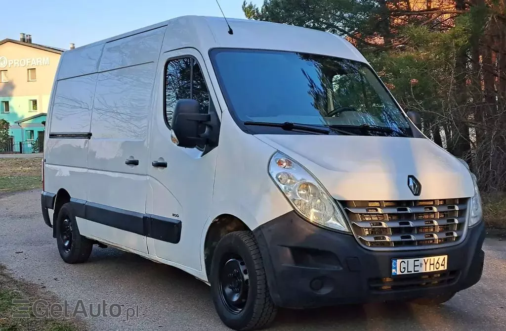 RENAULT Master 