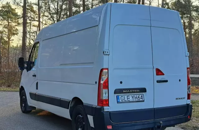 RENAULT Master 