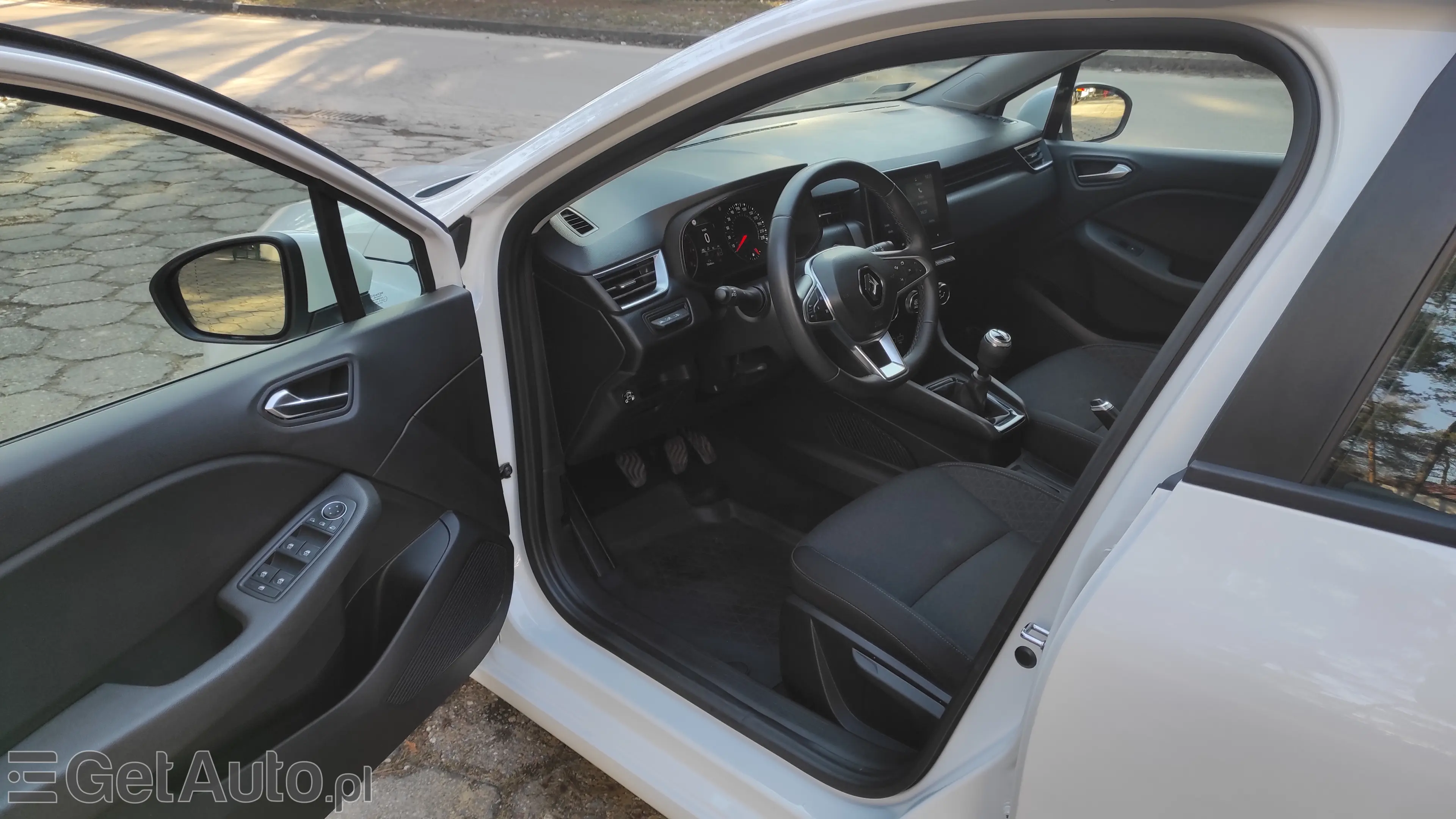 RENAULT Clio Intens 90