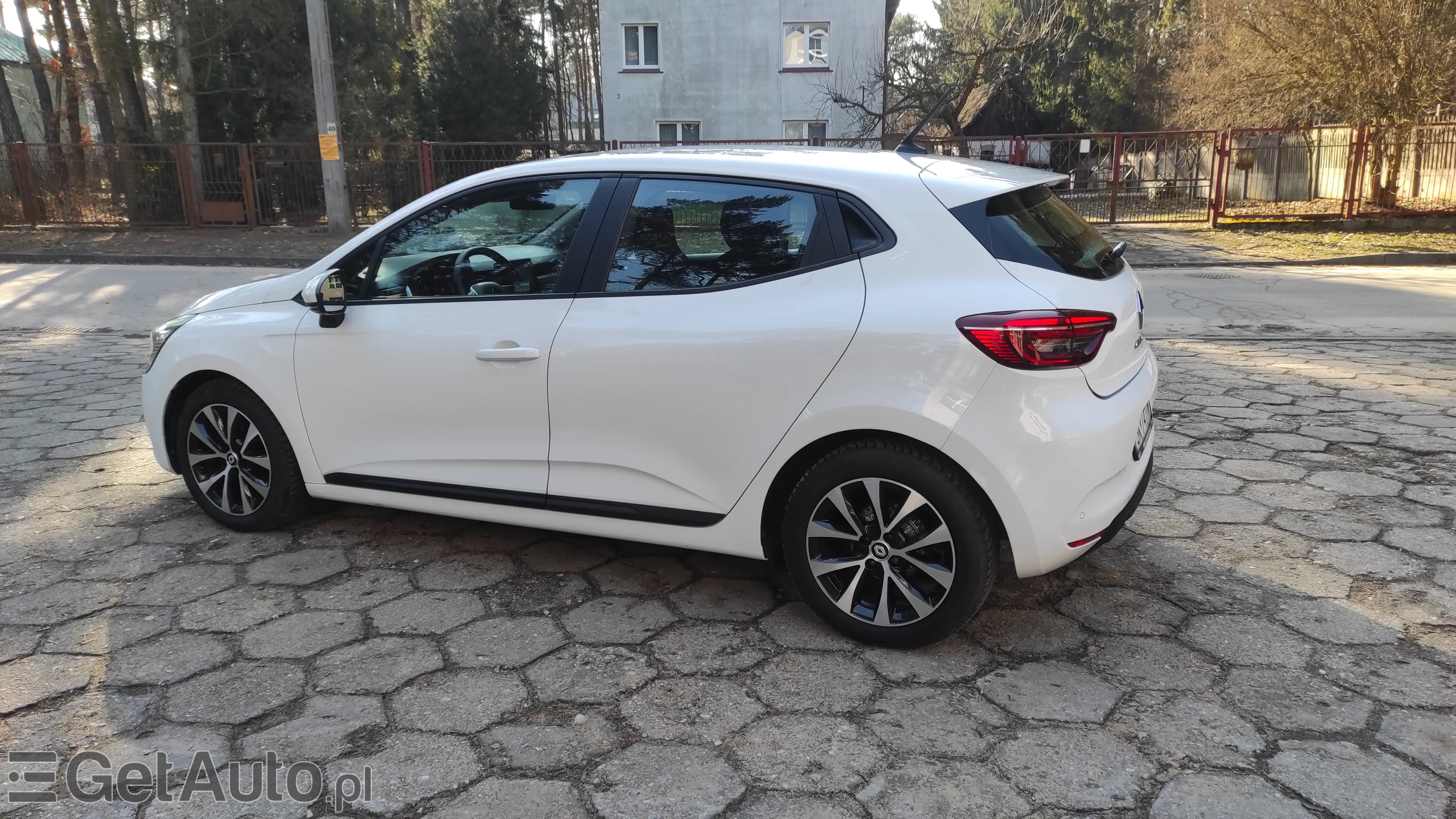 RENAULT Clio Intens 90