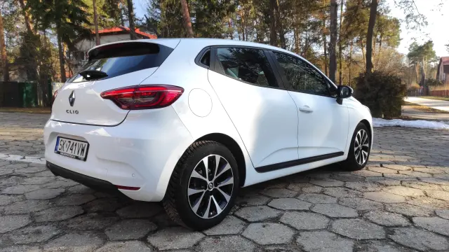 RENAULT Clio Intens 90