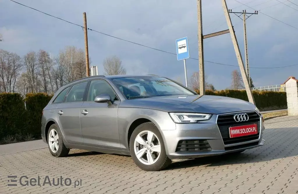 AUDI A4 