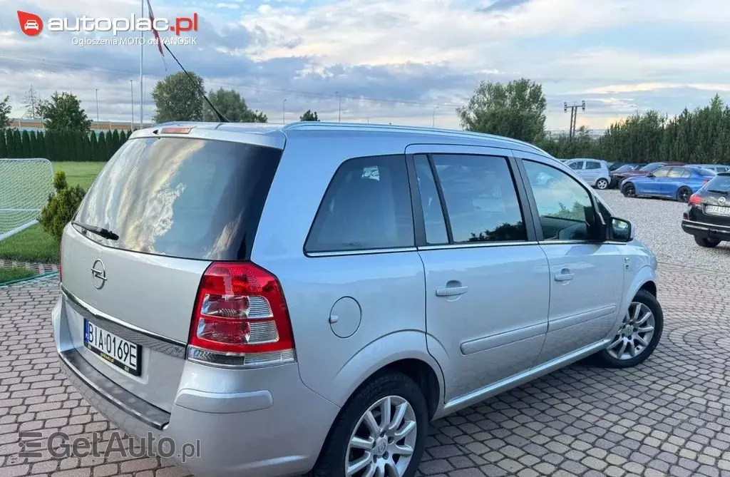 OPEL Zafira 