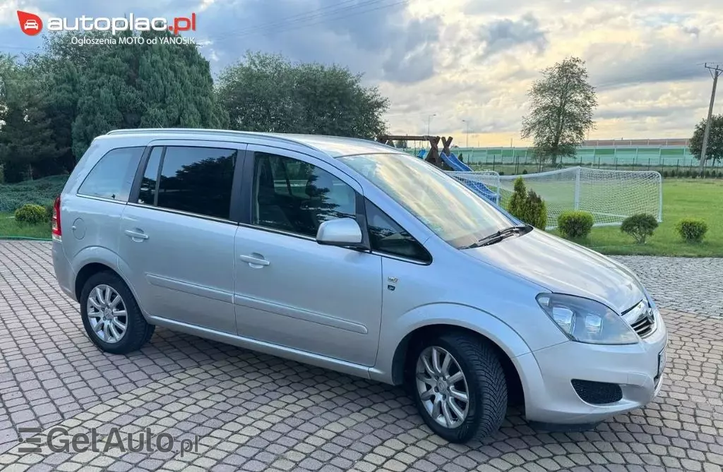 OPEL Zafira 
