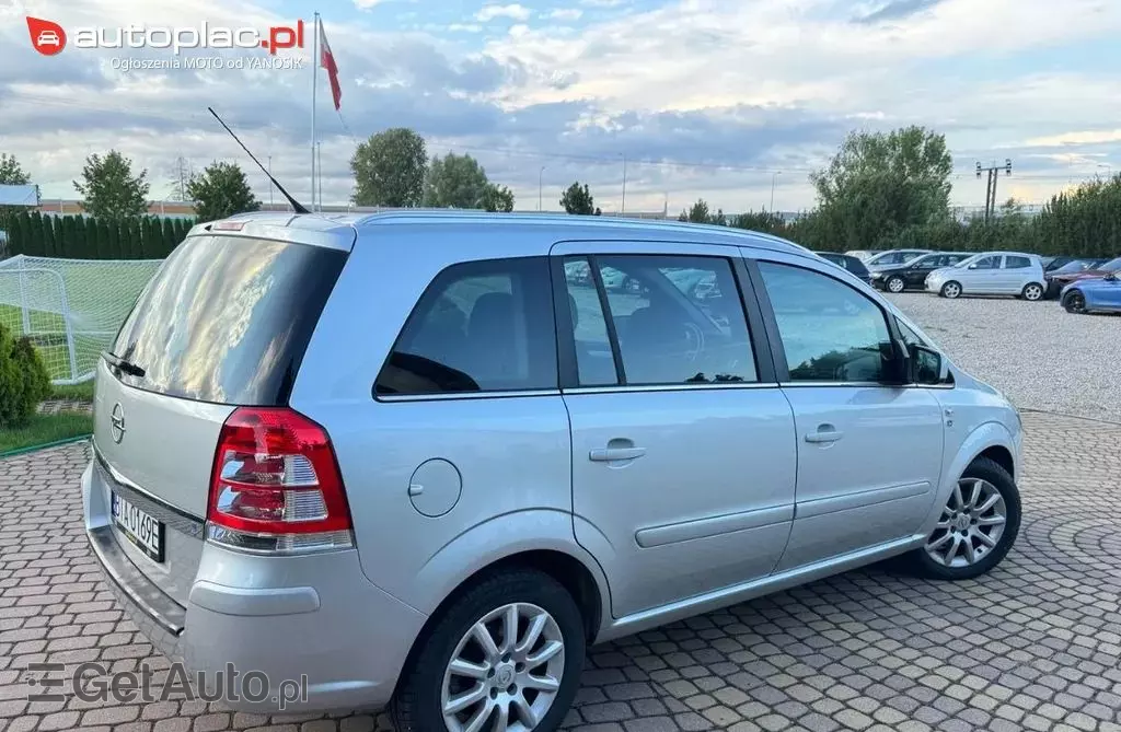 OPEL Zafira 