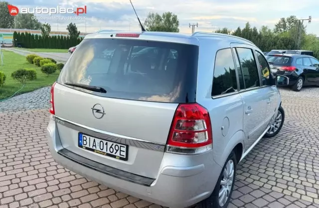 OPEL Zafira 