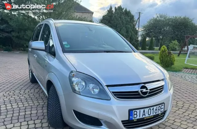 OPEL Zafira 