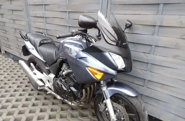 HONDA CB 600 F3 Hornet 