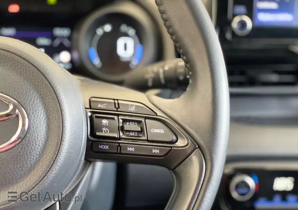 TOYOTA Yaris Hybrid 1.5 Comfort