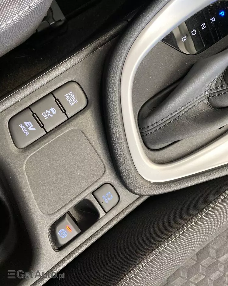 TOYOTA Yaris Hybrid 1.5 Comfort