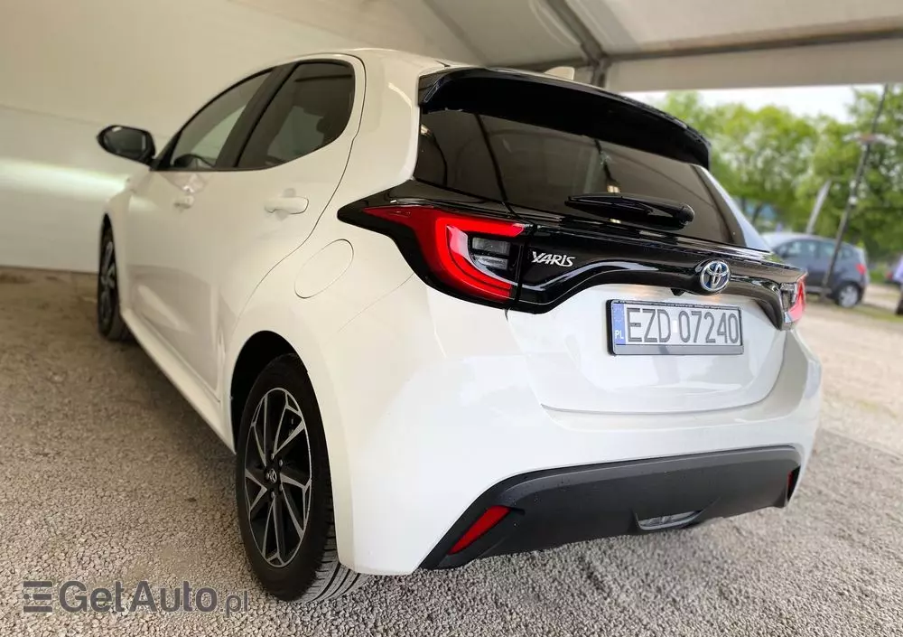 TOYOTA Yaris Hybrid 1.5 Comfort