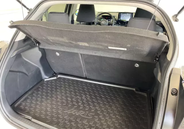 TOYOTA Yaris Hybrid 1.5 Comfort