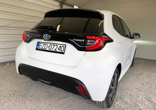 TOYOTA Yaris Hybrid 1.5 Comfort