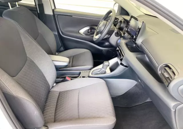 TOYOTA Yaris Hybrid 1.5 Comfort