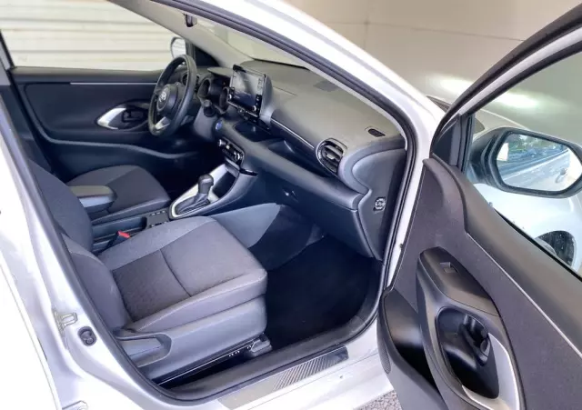 TOYOTA Yaris Hybrid 1.5 Comfort
