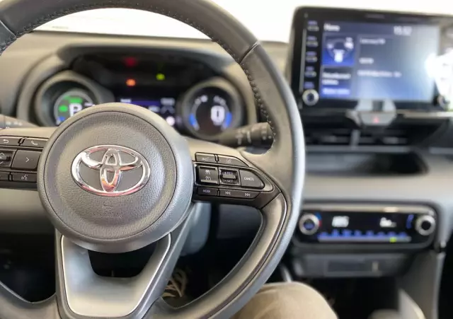 TOYOTA Yaris Hybrid 1.5 Comfort