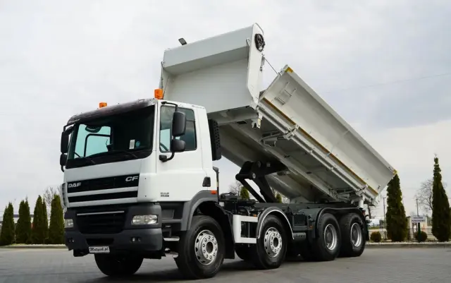 DAF CF 85.410 / 8X4 / WYWROTKA 2 STR / BORDMATIC / HYDROBURTA / SPROWADZONY 