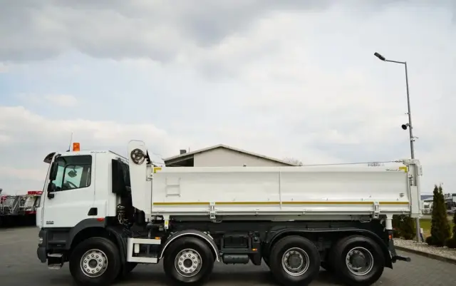 DAF CF 85.410 / 8X4 / WYWROTKA 2 STR / BORDMATIC / HYDROBURTA / SPROWADZONY 