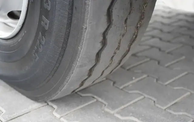 DAF CF 85.410 / 8X4 / WYWROTKA 2 STR / BORDMATIC / HYDROBURTA / SPROWADZONY 